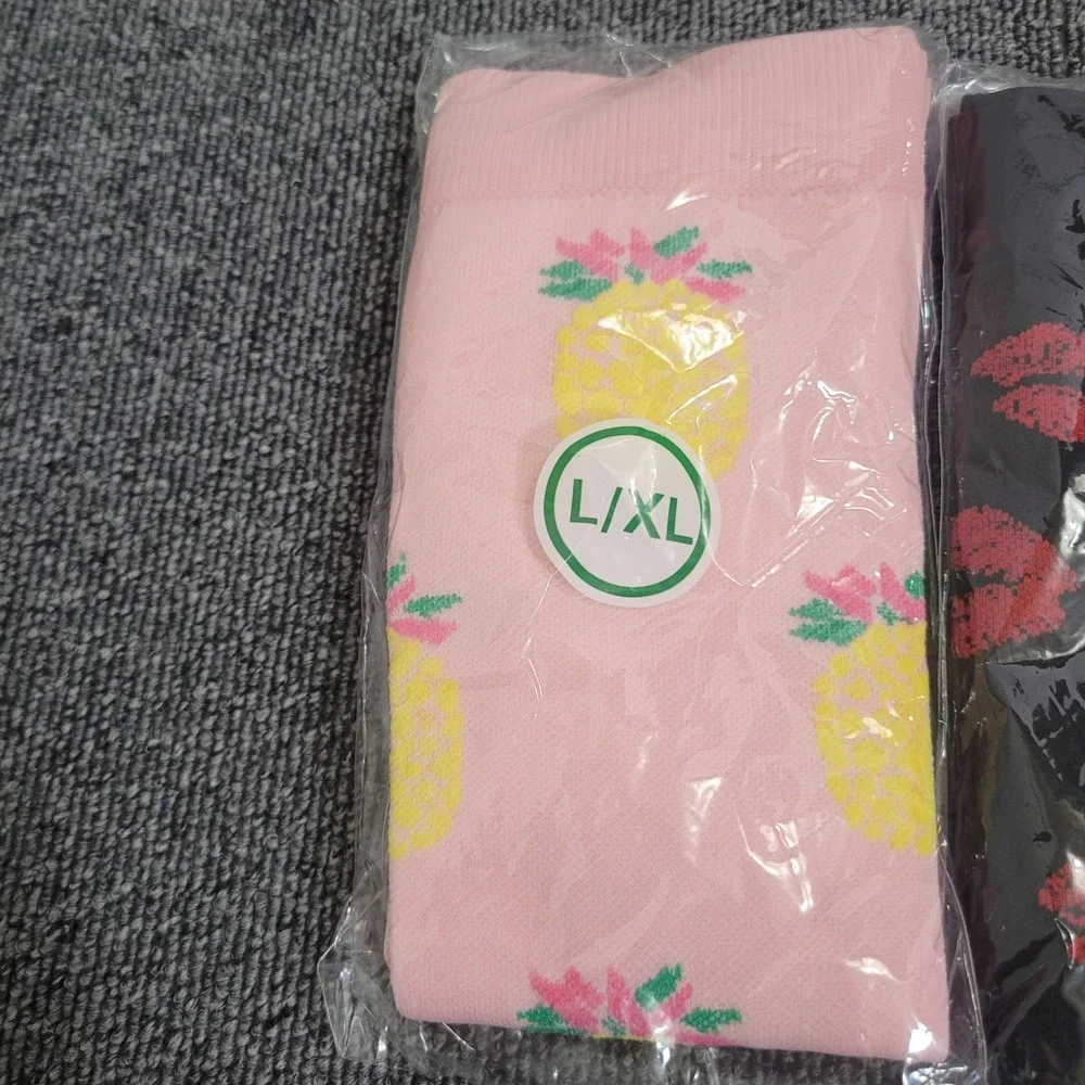 Unbranded Size L/XL Compression Socks 3 Pair Pineapple Lips EKG Heart Bundle